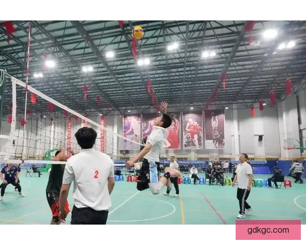 全民狂热！激情对决，百队争霸排球邀请赛揭幕！