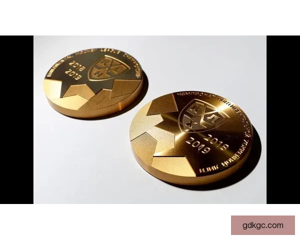 冰球联赛积分排行榜一览