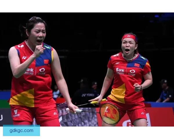 羽毛球高手对决：挑战最强，谁能登顶？