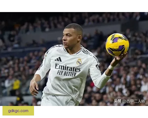 足球史上最伟大的巅峰时刻及传奇球星回顾